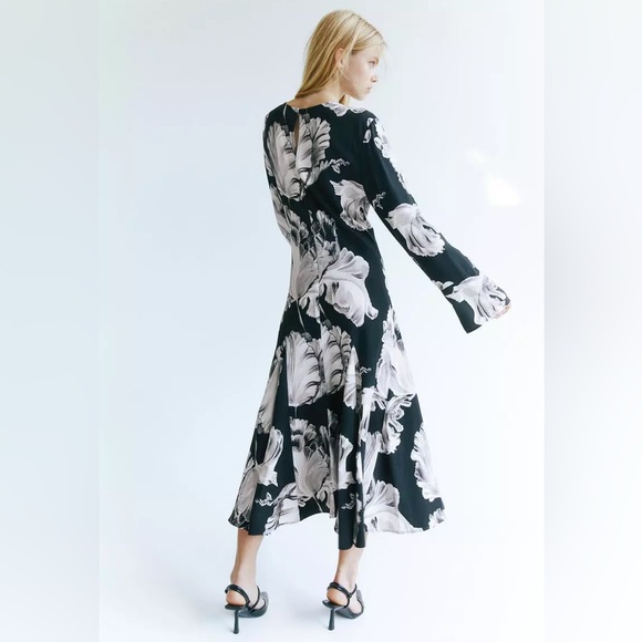 Floral Black and White Dress - Picture 2 of 10